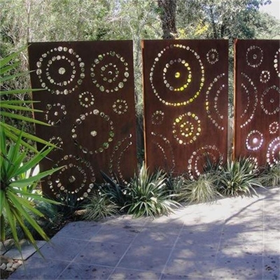 Trang trí sân vườn riêng tư bằng thép Corten 1.5-3mm
